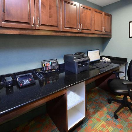 Hampton Inn Мартинсвилл Экстерьер фото